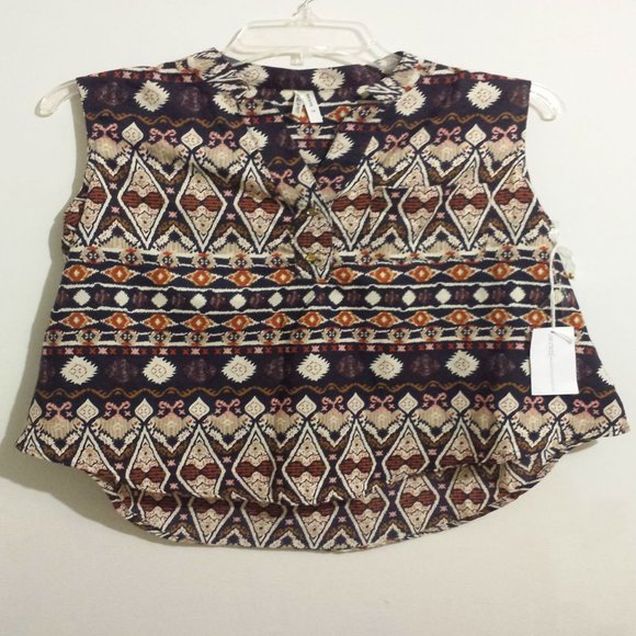 Live 4 Truth Pattern Print Sleeveless Top - Picture 1 of 7